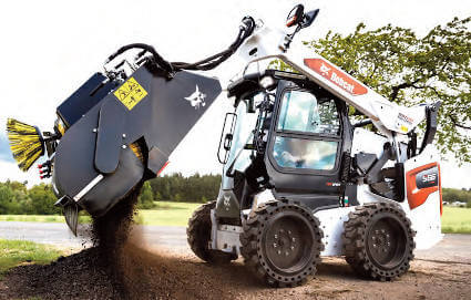 alquiler minicargador bobcat polvo