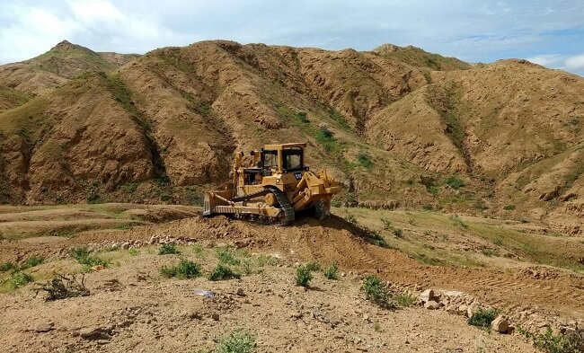 alquiler tractor oruga d8r