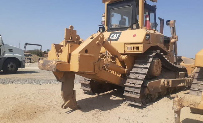 alquiler tractor oruga transmision